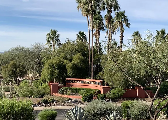 Garden With Mountain & Desert Views * Green Valley