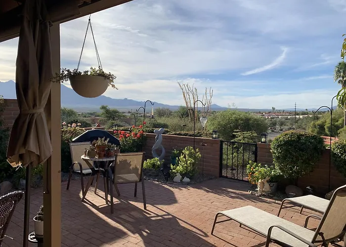 Garden With Mountain & Desert Views Green Valley